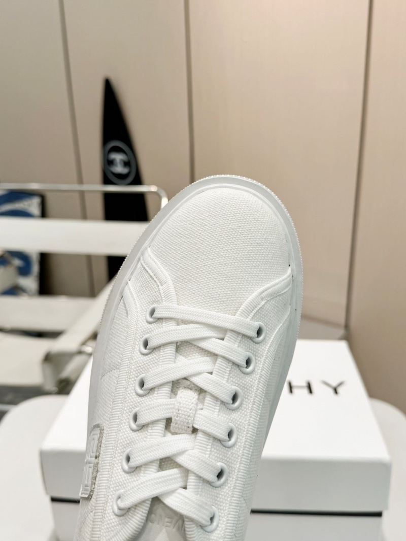 Givenchy Sneakers